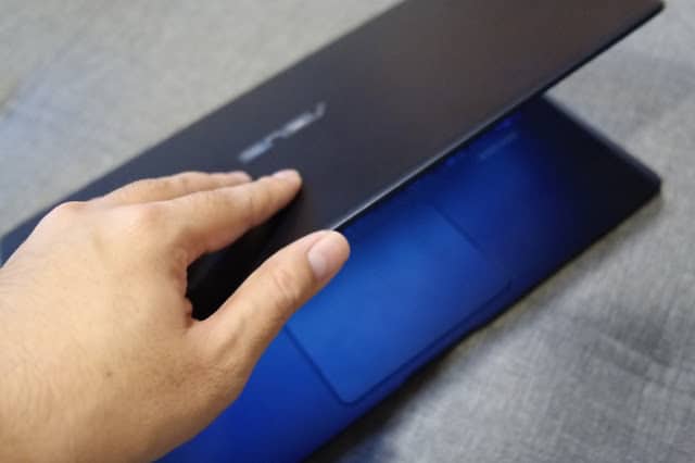 รีวิว ASUS ZenBook UX331UAL โน๊ตบุ๊คบางเบาสเปกดีราคาโดน 5