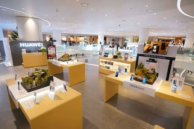 Huawei เปิดตัว Huawei Huawei Experience Store แห่งใหม่ล่าสุด บริเวณชั้น 4 โซนใบบัว ศูนย์การค้า ICONSIAM 9