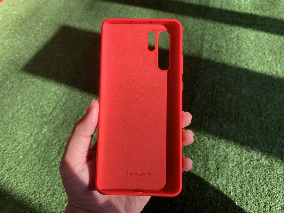 รีบเร่งรีวิว HUAWEI P30 Pro Silicone Case สีแดง 3