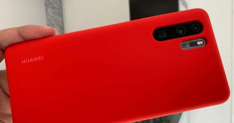 รีบเร่งรีวิว HUAWEI P30 Pro Silicone Case สีแดง 15