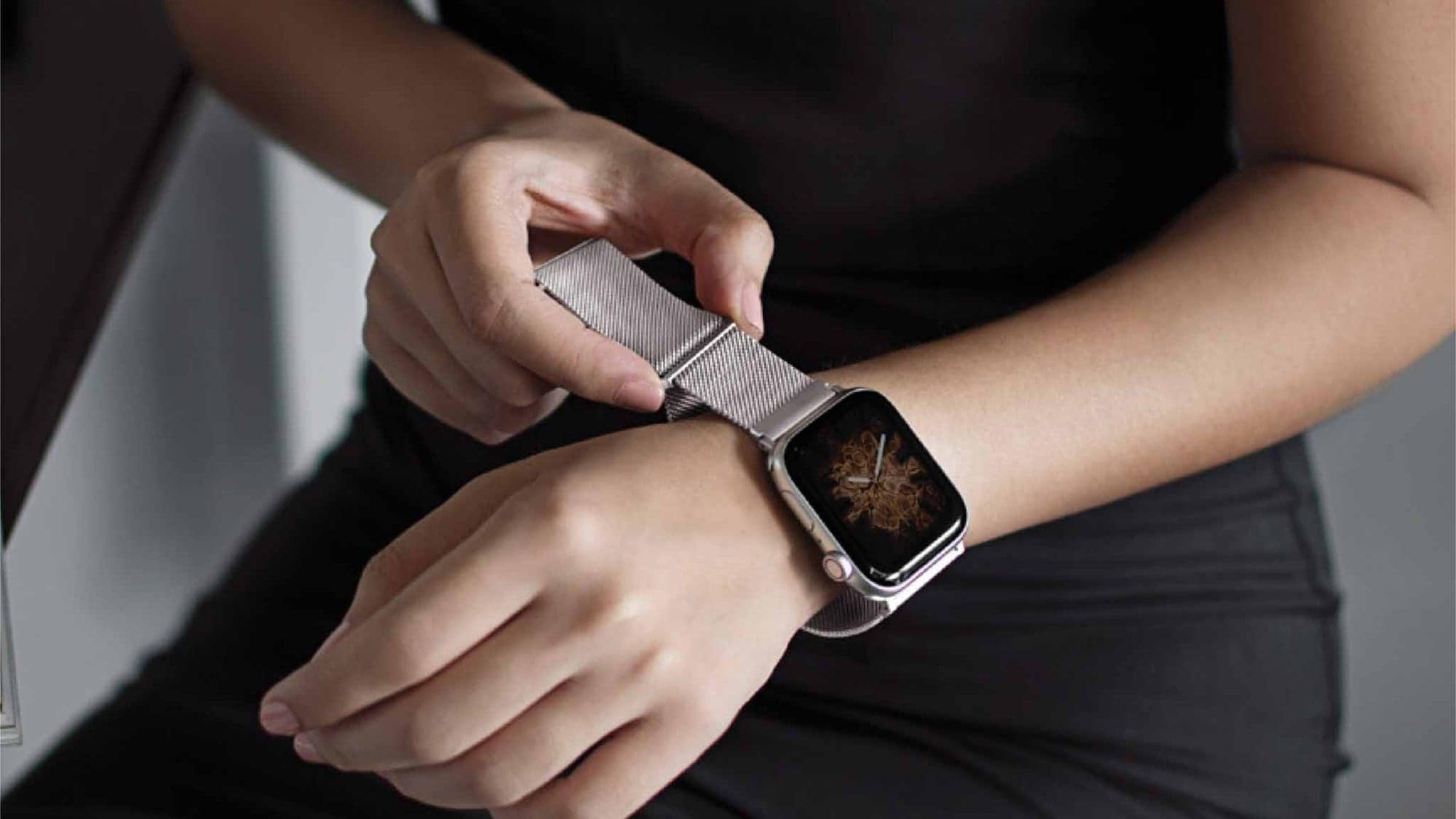 Apple Watch Strap และ Apple Watch Cases จากแบรนด์ Uniq โดดเด่นด้วยดีไซน์ที่ สปอร์ต เรียบหรู ดูทันสมัย 1