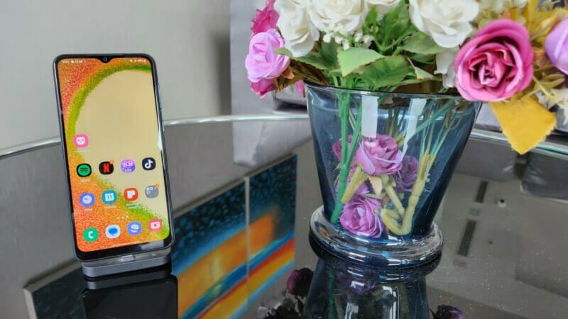 รีวิว Samsung Galaxy A04 รุ่นเริ่มต้น 3,999 บาท กับแบต 5000 mAh และงานประกอบดีเลิศ 25